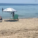 度假居 Paparouna Seaside House 尼基季