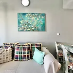 Paparouna Seaside House * 尼基季